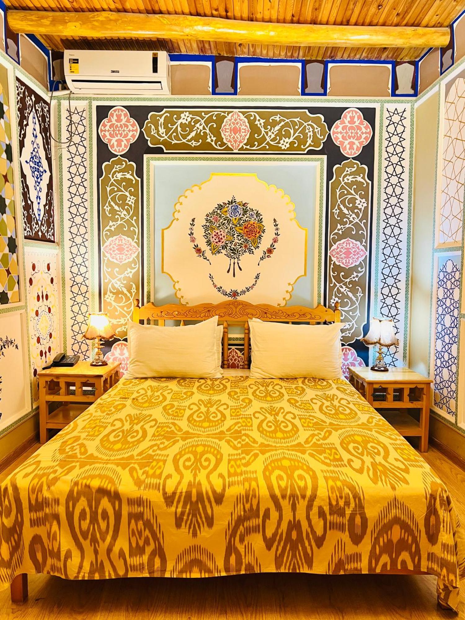 Komil Bukhara Boutique Hotel Dış mekan fotoğraf